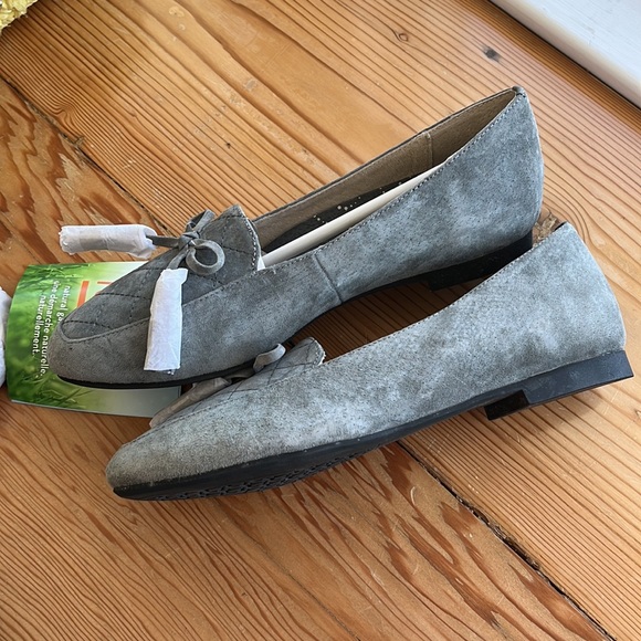 Propét grey suede slip on loafers size 7 1/2 - Picture 2 of 6